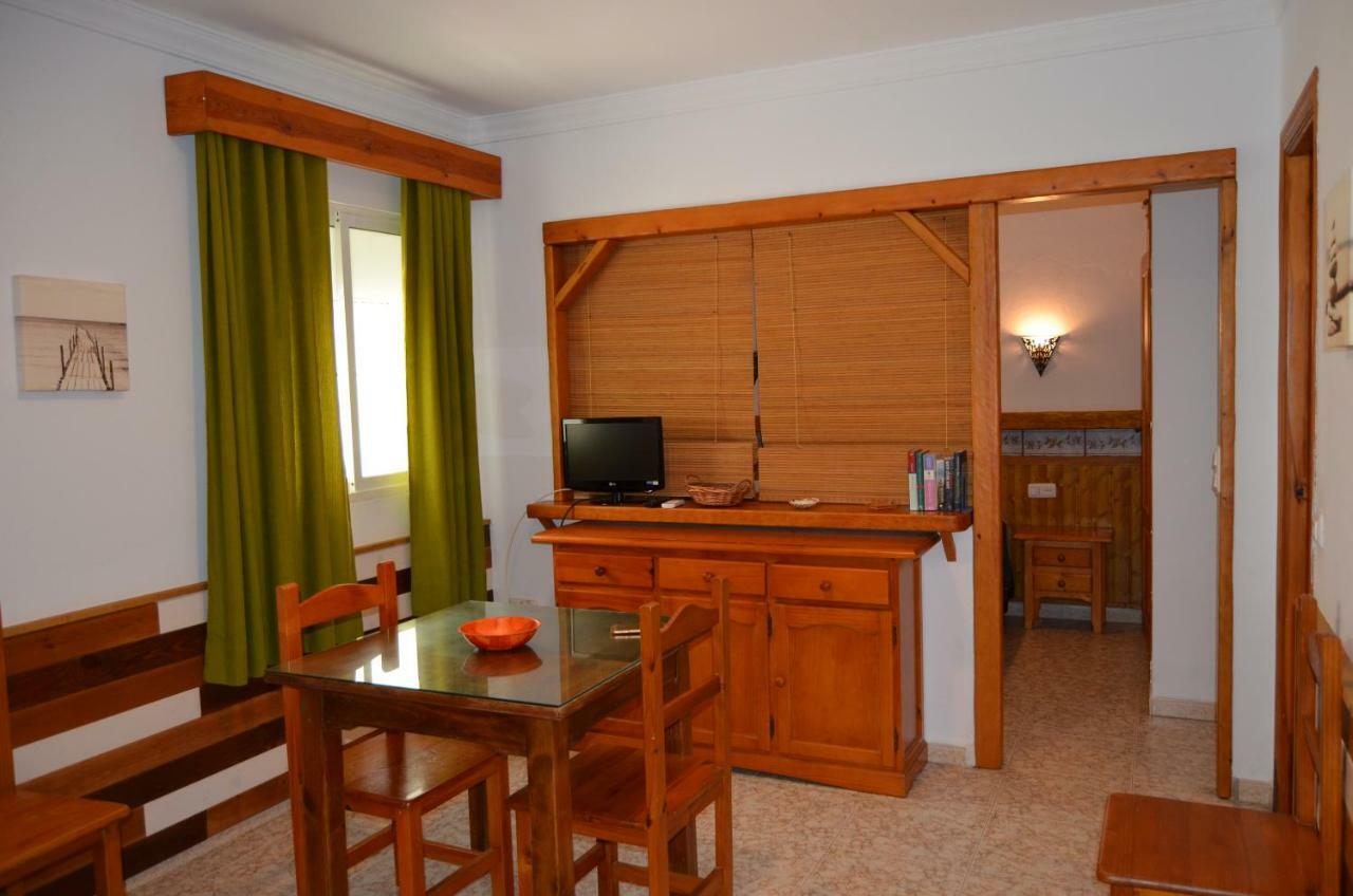 Canas I